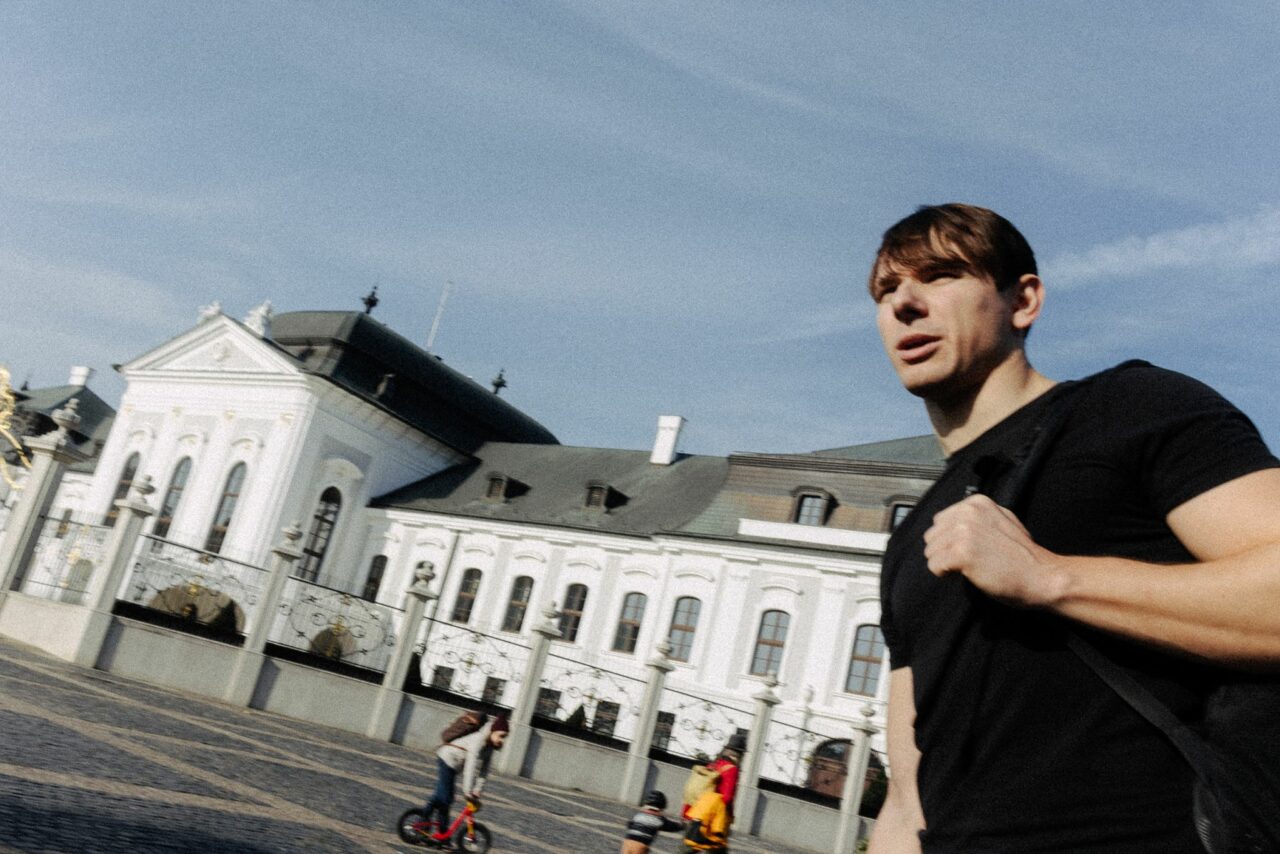 jak fotografovat výlet s přáteli – digitální fotoaparát